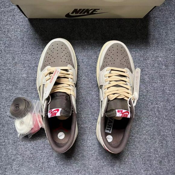 Travis Scott x Air Jordan 1 Low OG PS 'Reverse Mocha'